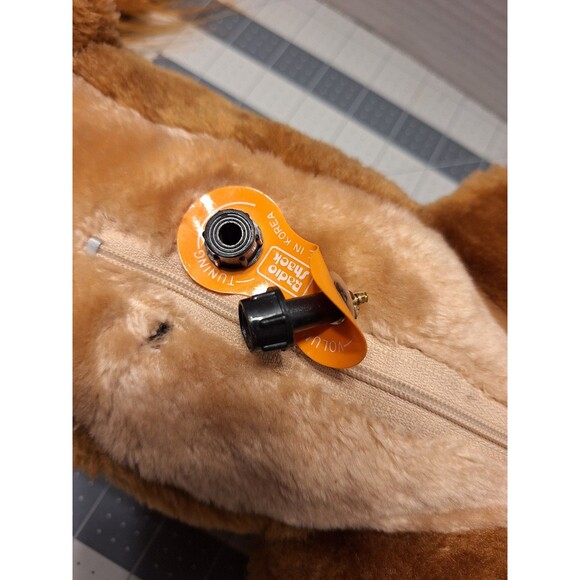 Radio Shack Cocker Spaniel Plush Stuffed Animal Toy Parts or Repair  not working - Picture 4 of 12